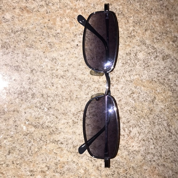 GUESS SUNGLASSES - Picture 2 of 6